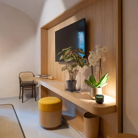 Merula Suites Apartment