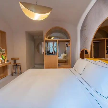 Designer Monti - Walk To Colosseum Suli2 * Рим