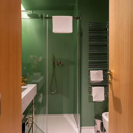 Апартаменты Designer Monti - Walk To Colosseum Suli2 Рим