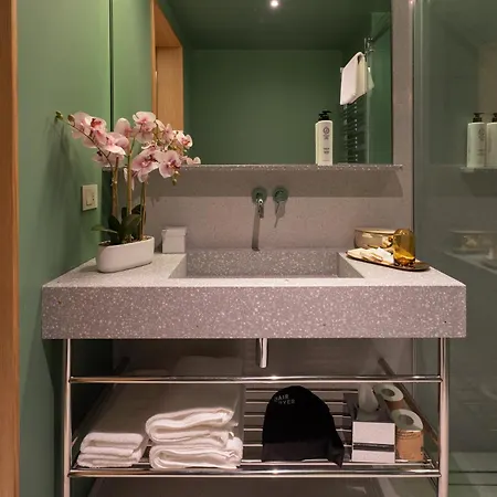 Merula Suites Apartment