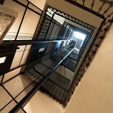 Designer Monti - Walk To Colosseum Suli2 *